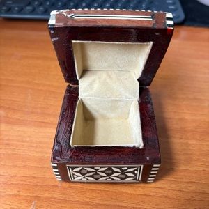 Inlaid Mother of Pearl Paua Shell Jewelry Box Handmade Beech wood Flowe